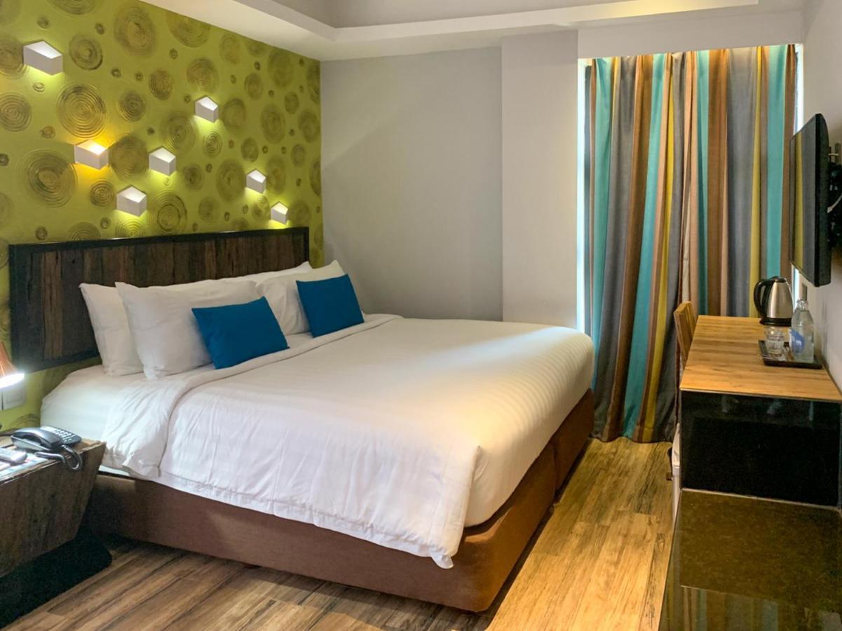 מלון בנגקוק Aspira D'Andora Sukhumvit 16 - Asoke מראה חיצוני תמונה